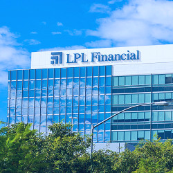 Tech Offering Helped LPL Financial Sign New $36 Billion Partner | Barron's